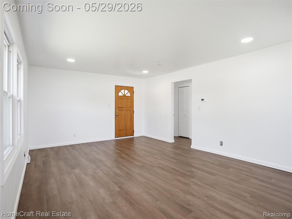 31245 BEVERLY Road, Romulus, MI 48174 — Photo 4