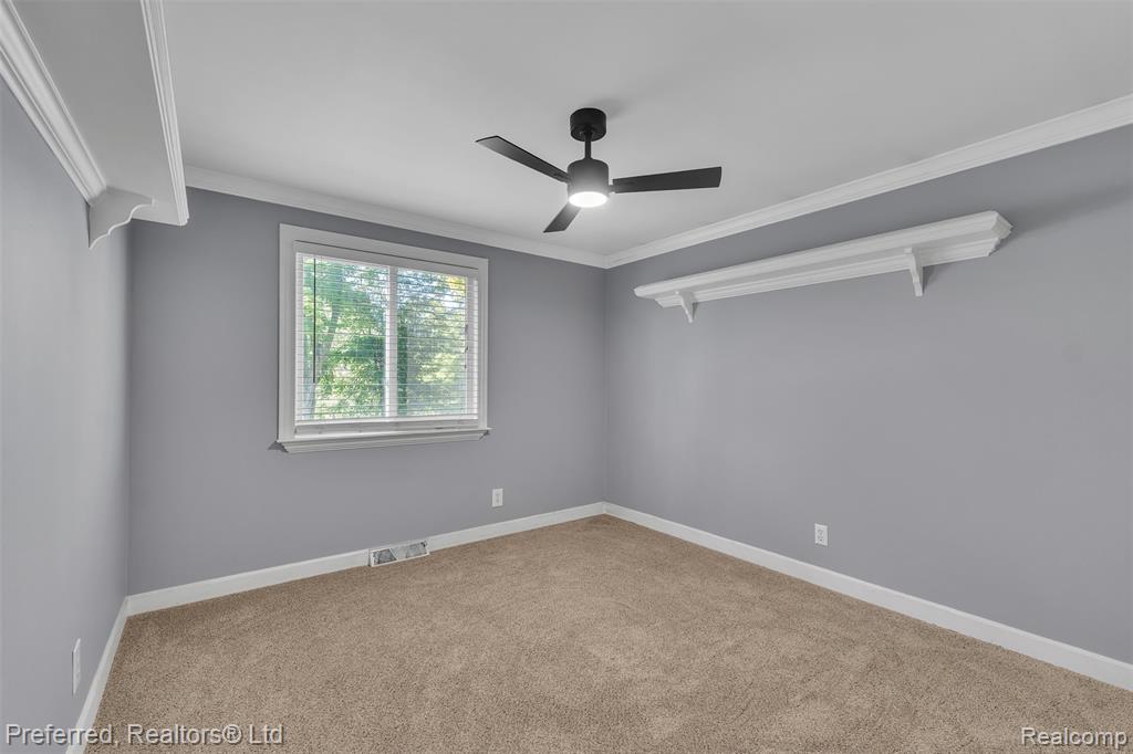 9366 Wild Oaks Circle, South Lyon, MI 48178 — Photo 24