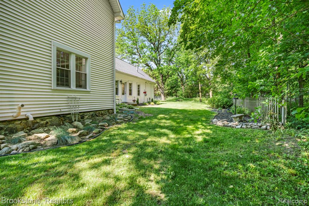 395 Myers Road, Lapeer, MI 48446 — Photo 43