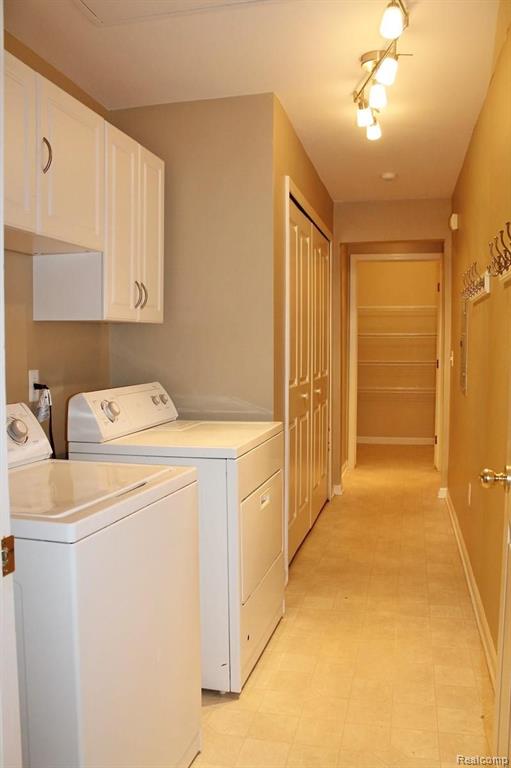 4163 BERKELEY Avenue, Canton, MI 48188 — Photo 11