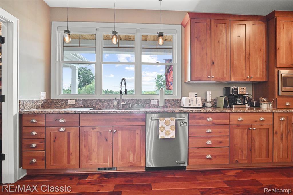 5314 WALNUT CREEK Lane, Ann Arbor, MI 48105 — Photo 16