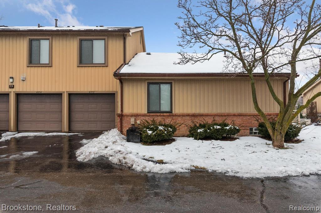 41712 BEDFORD Drive, Canton, MI 48187 — Photo 24