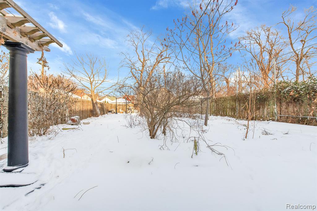 1528 25TH Street, Detroit, MI 48216 — Photo 17