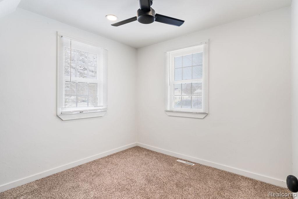 1442 Mintola Avenue, Flint, MI 48532 — Photo 21