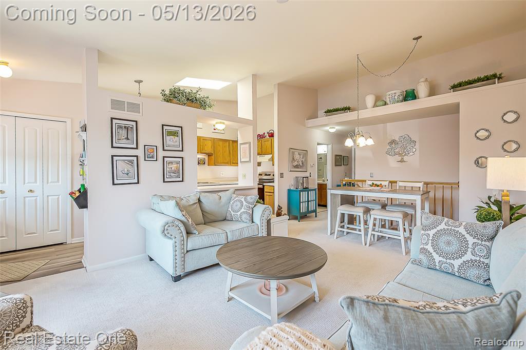 61962 YORKTOWN Drive, 2, South Lyon, MI 48178 — Photo 10
