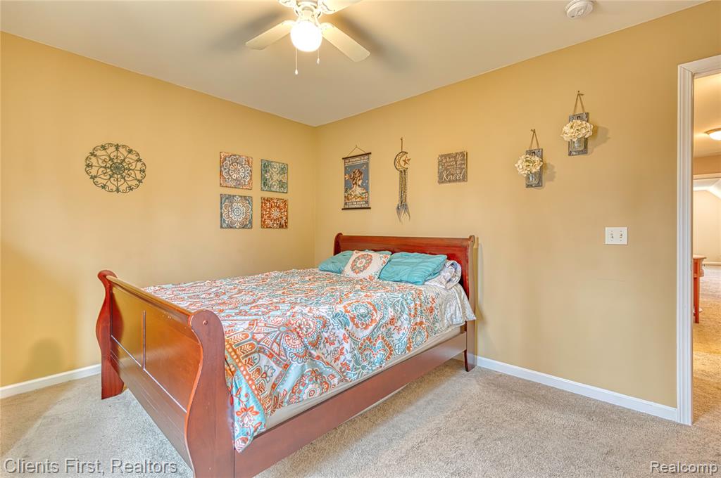 1291 Courtney Court, Hartland, MI 48353 — Photo 41