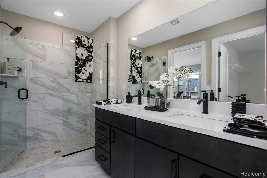 3018 Canopy Tree Way, 10, Ann Arbor, MI 48103 — Photo 31