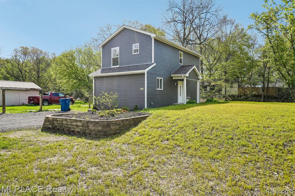 9755 Portage Trail, White Lake, MI — Photo 3