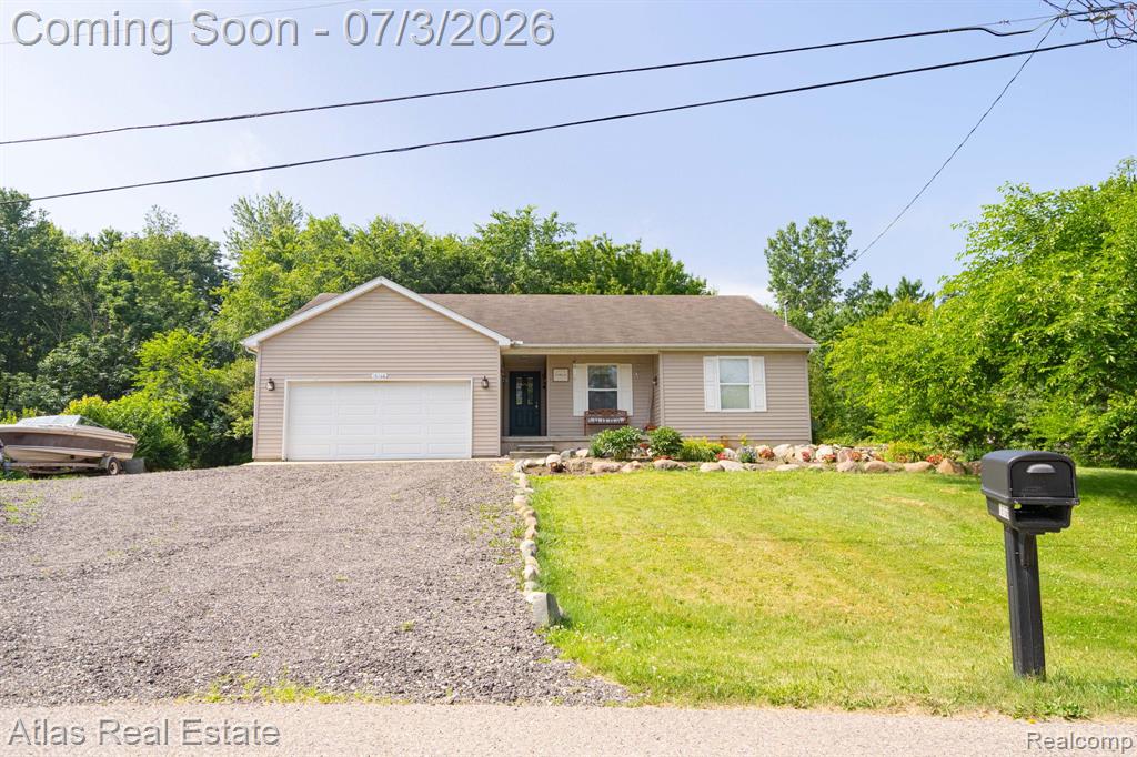 16166 Whitehead Drive, Linden, MI 48451 — Photo 2