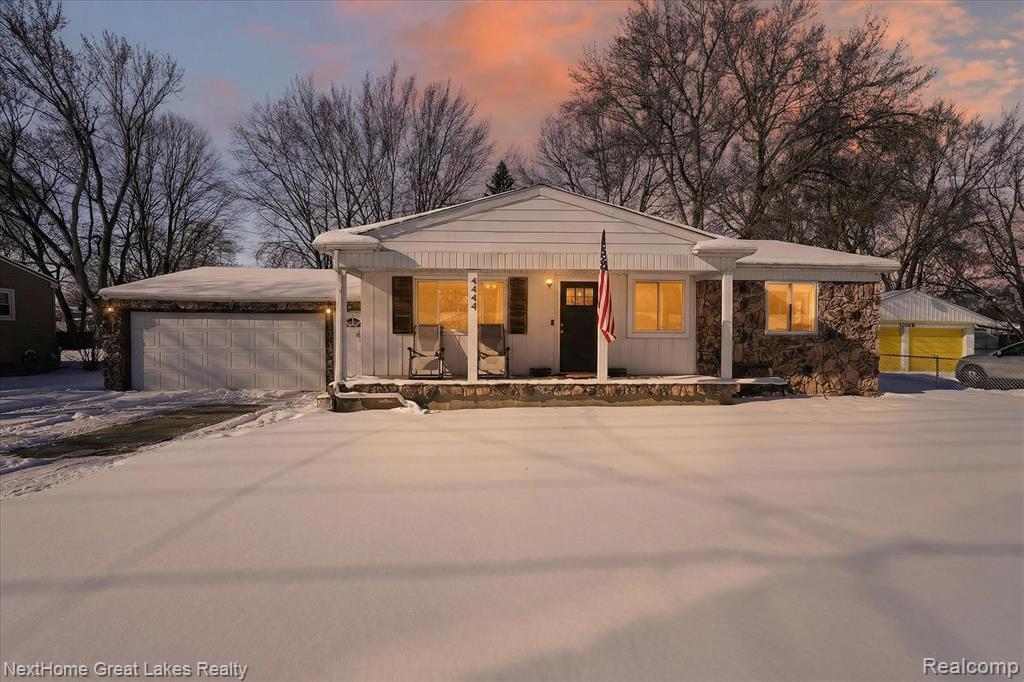 4444 Carmanwood Drive, Flint, MI 48507 — front exterior