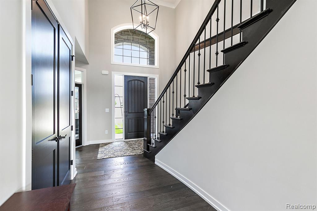 45190 TWIN RIVER Drive, Macomb, MI 48044 — Photo 12