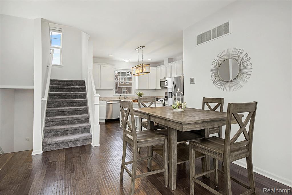 3157 Johanna Ware W, Wixom, MI 48393 — Photo 5