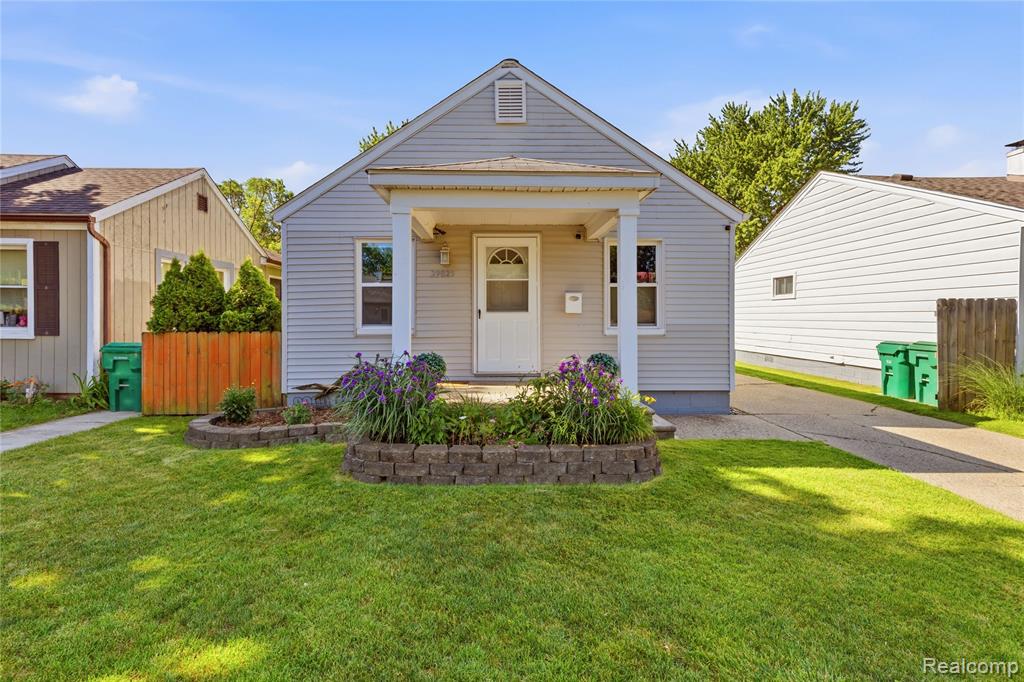 29025 Dawson Street, Garden City, MI — Photo 2