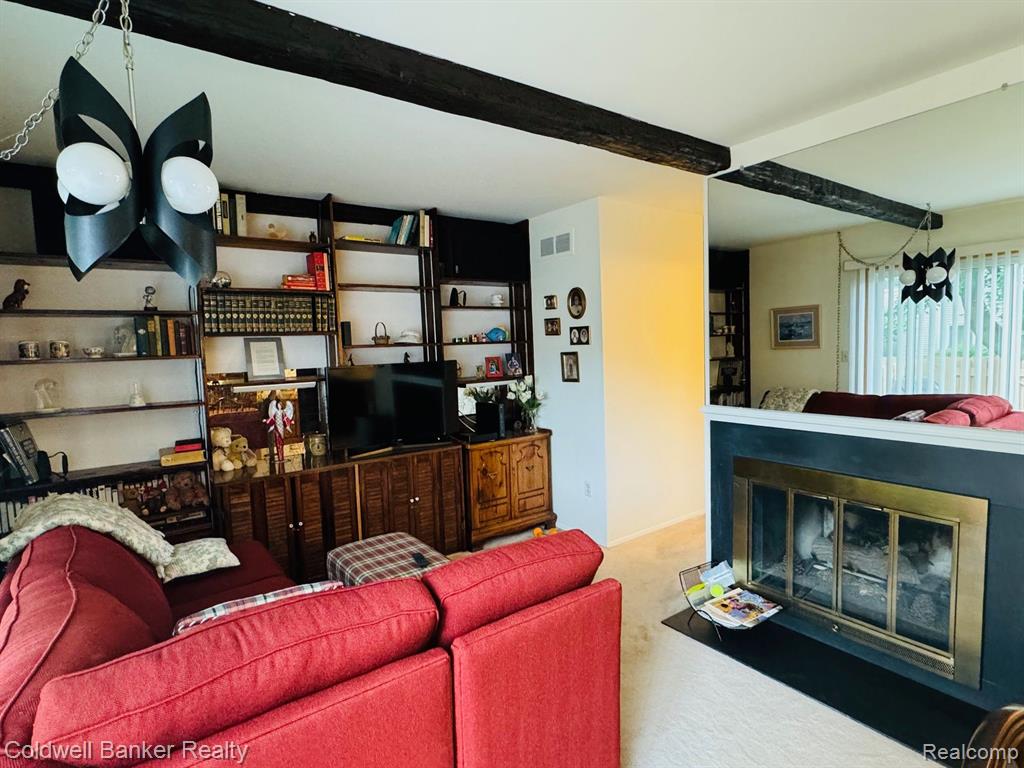 1702 BRENTWOOD Drive, Troy, MI 48098 — Photo 4