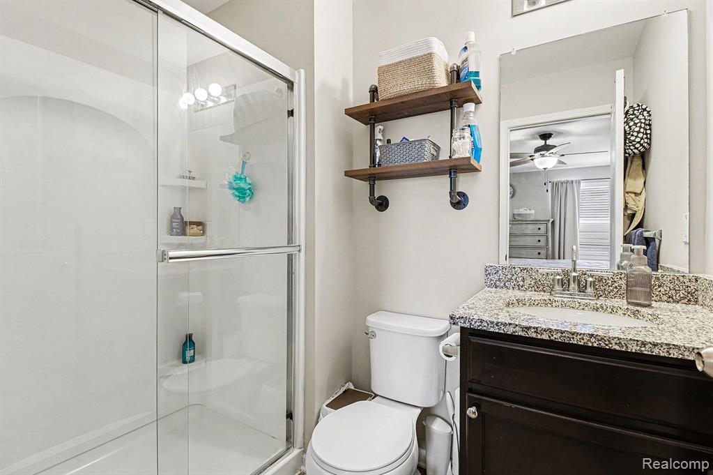 350 Jeff Keeton Drive, Hazel Park, MI 48030 — Photo 14