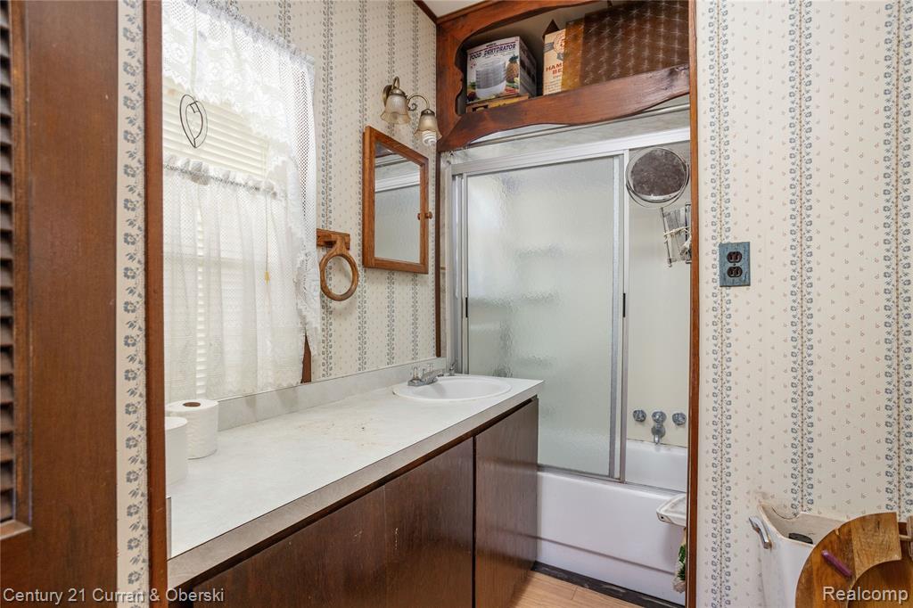 7310 Lakeshore Drive, Newport, MI 48166 — Photo 13