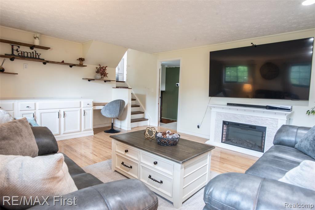 456 Loris Lane, Oxford, MI 48371 — Photo 13