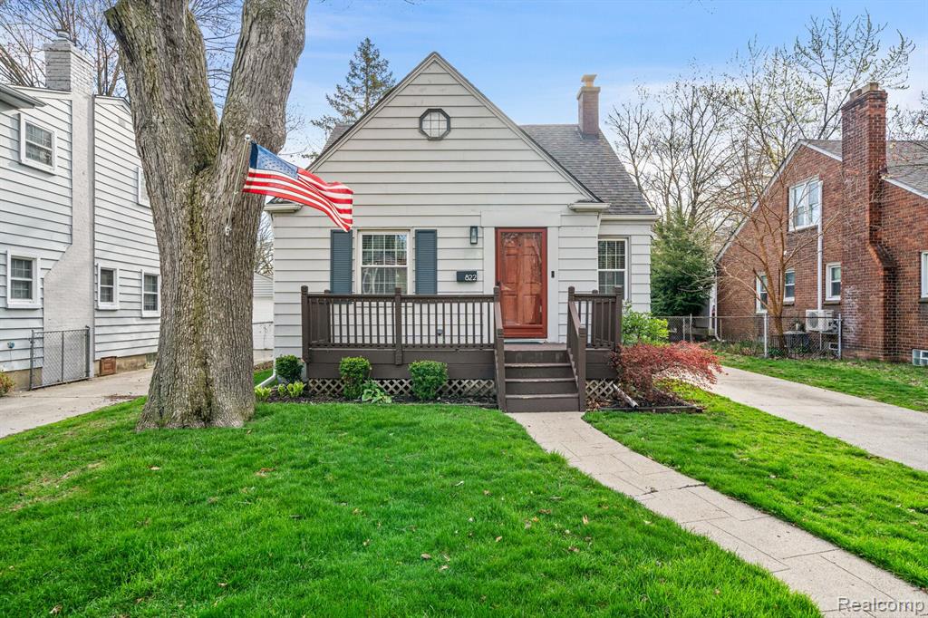 822 N GAINSBOROUGH Avenue, Royal Oak, MI 48067 — front exterior