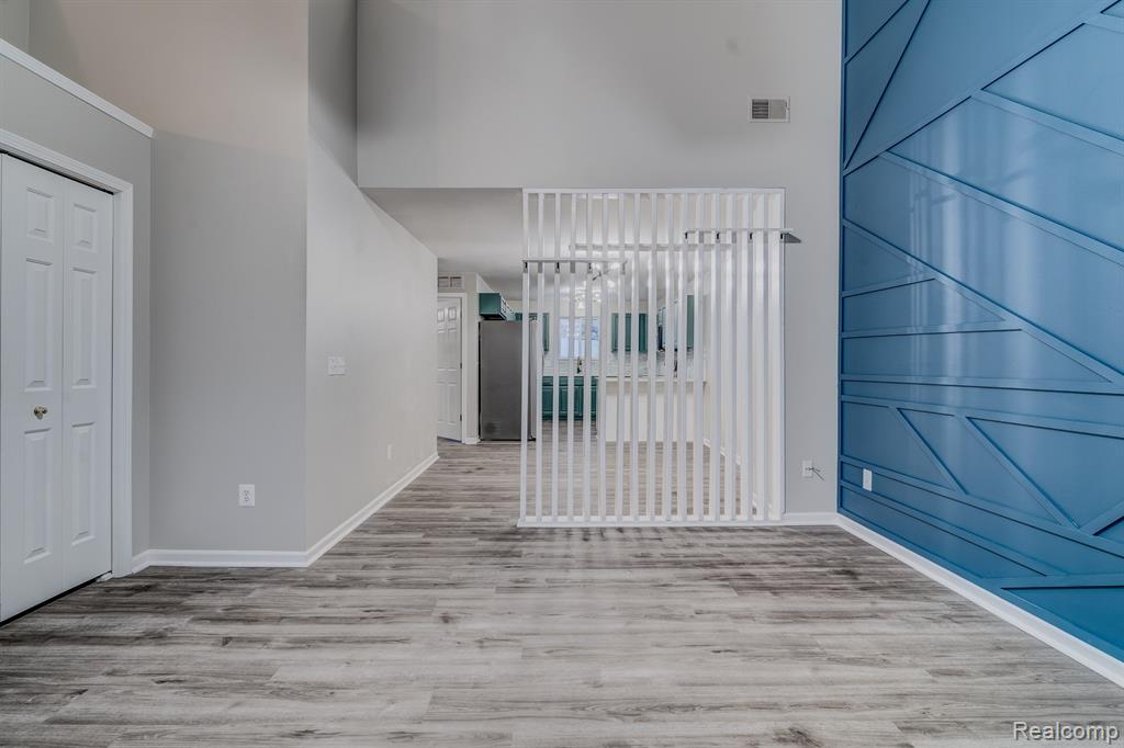 1111 FOUNTAIN VIEW Circle, South Lyon, MI 48178 — Photo 10