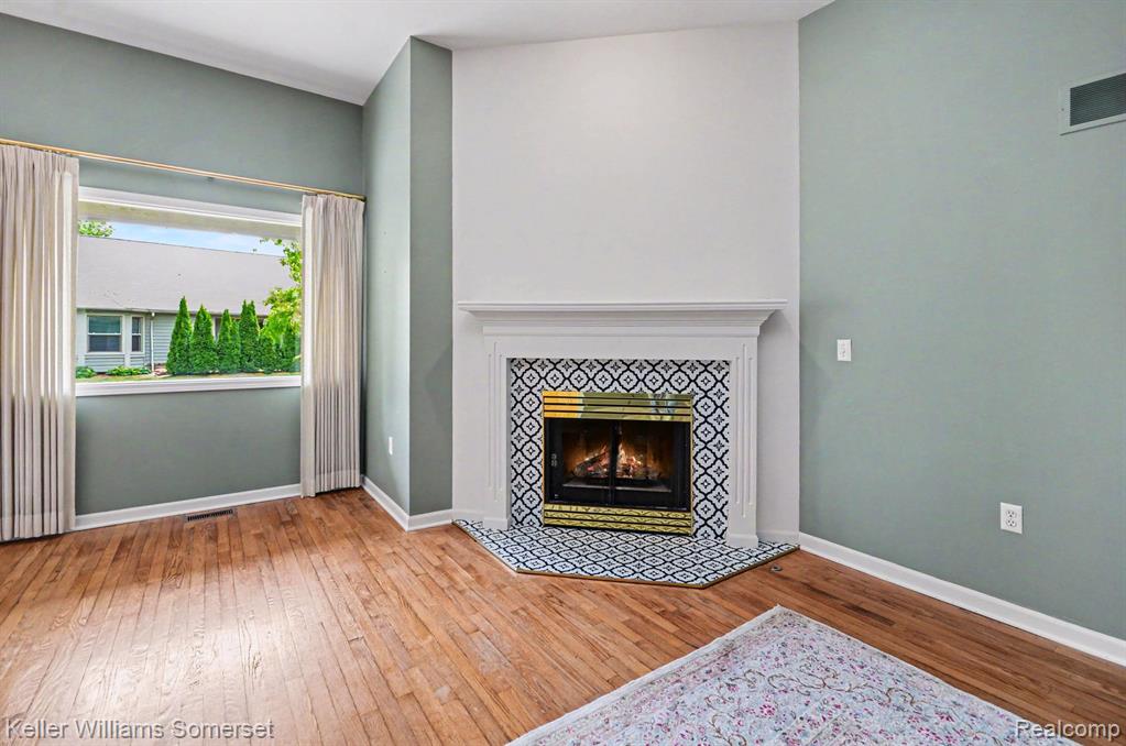 4432 Thornwood Court, Warren, MI 48092 — Photo 6