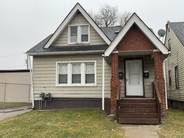 402 E MUIR Avenue, Hazel Park, MI 48030 — front exterior