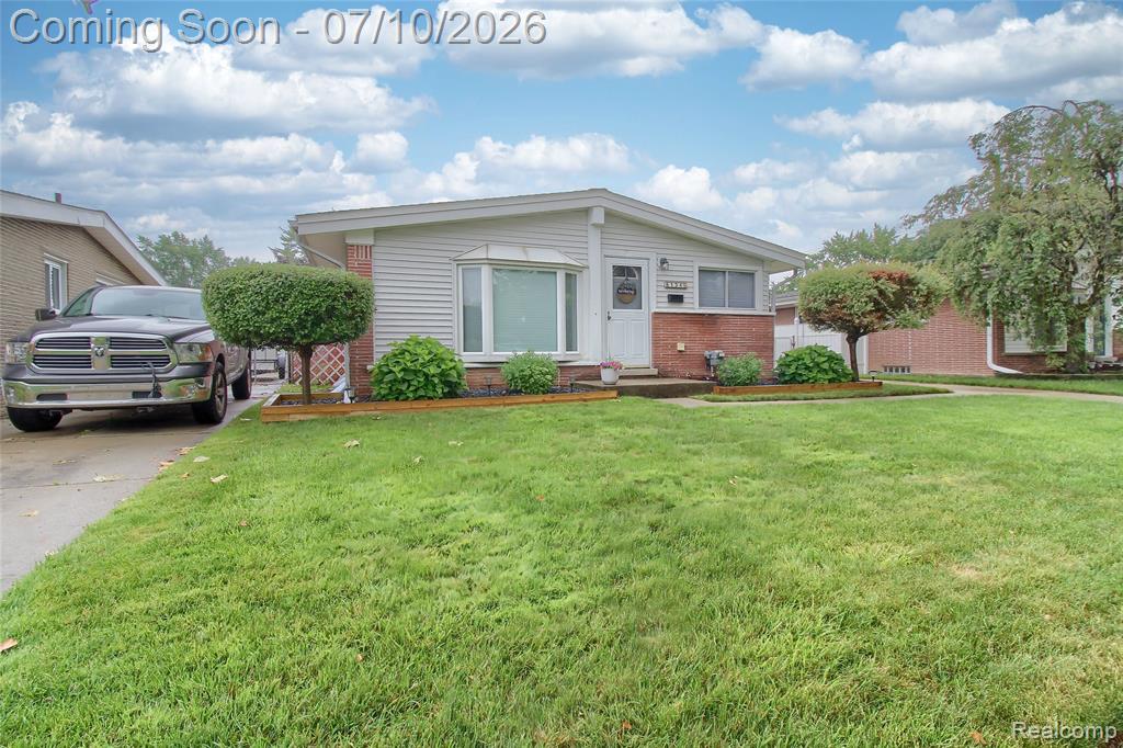 8134 Melvin Avenue, Westland, MI — Photo 2