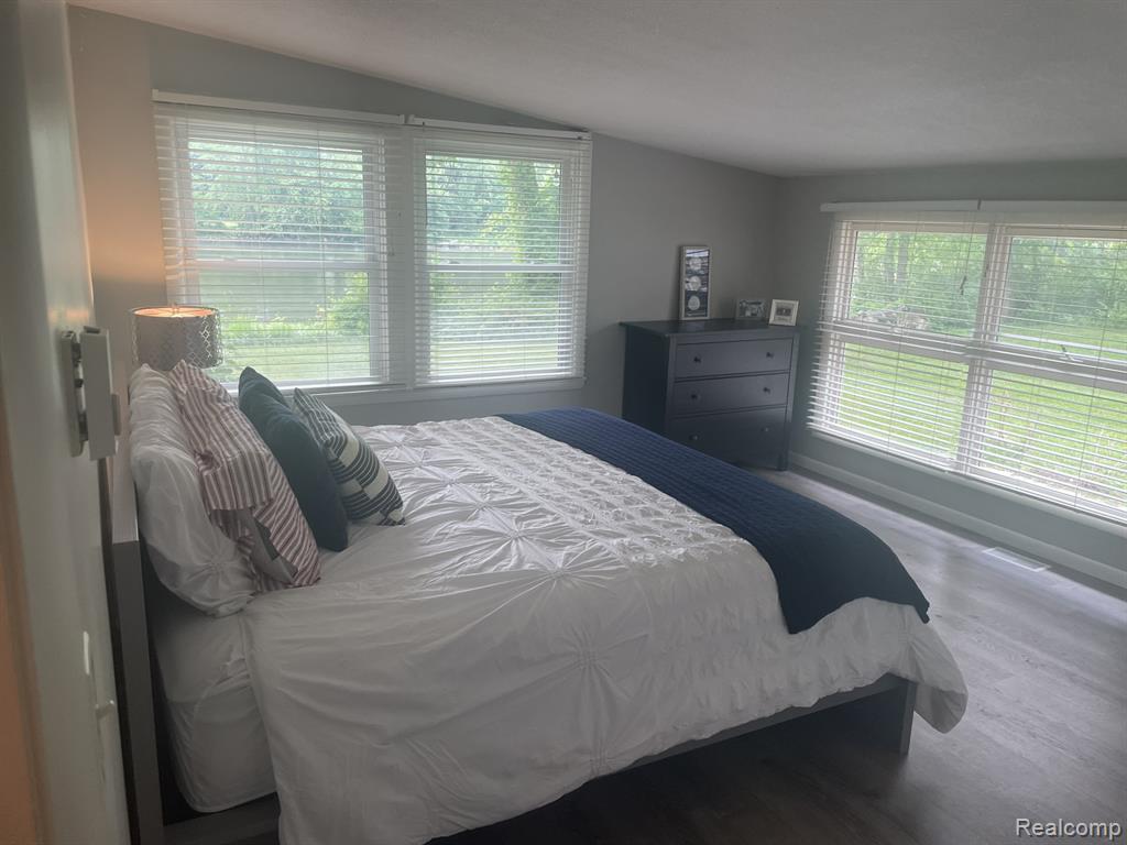 2141 Derfla Drive, St. Joseph, MI 49085 — Photo 14