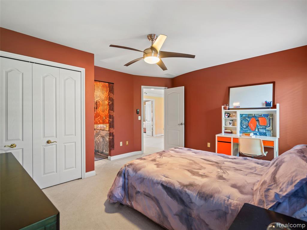 5657 Greenhill Drive, Troy, MI 48098 — Photo 38
