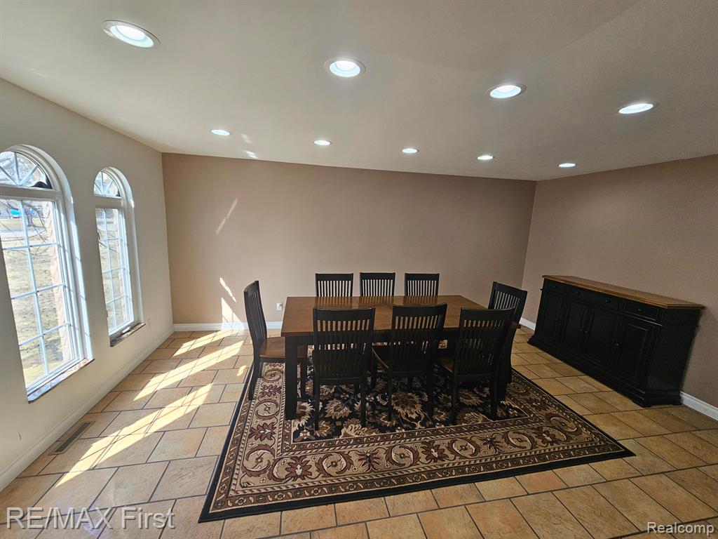 700 BYRAM LAKE Drive, Linden, MI 48451 — Photo 14
