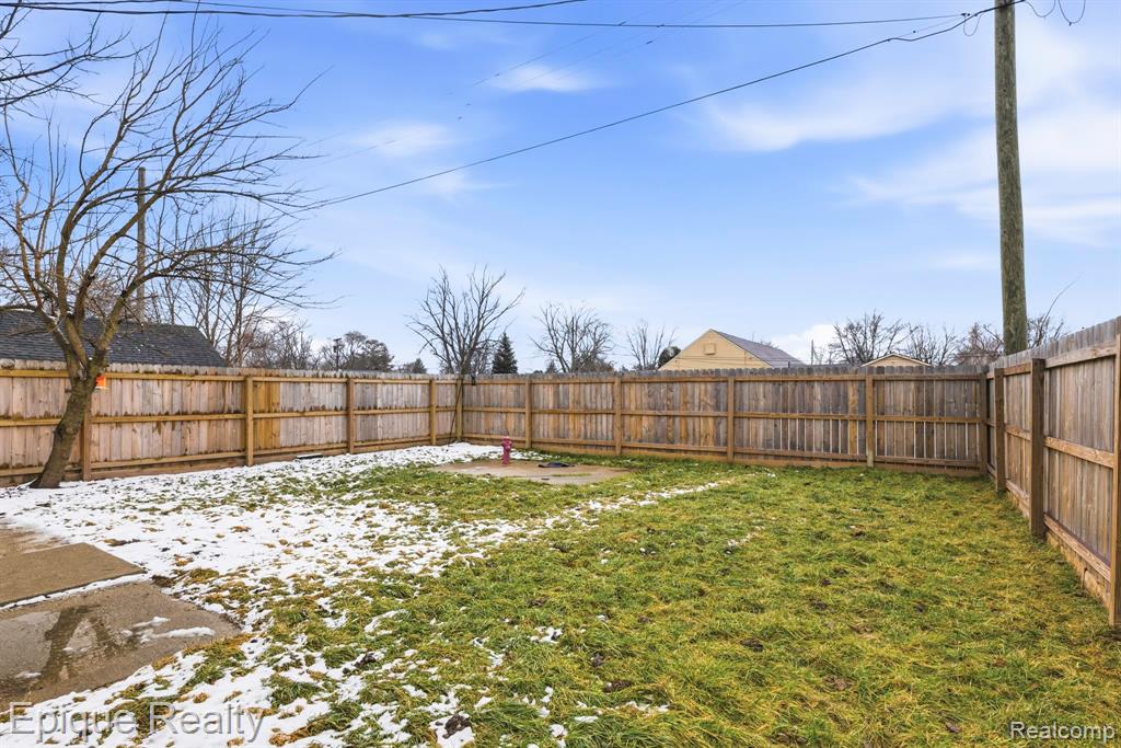 749 16th Street, Port Huron, MI 48060 — Photo 23