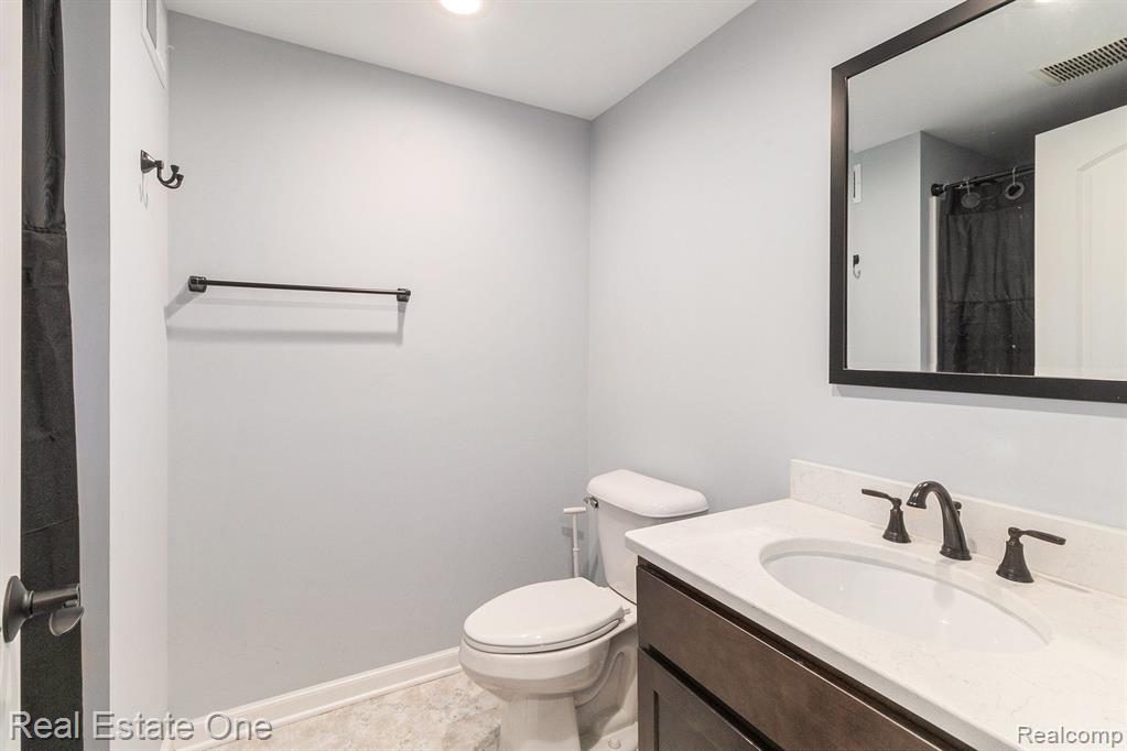 4768 W PRESERVE, West Bloomfield, MI 48323 — Photo 24