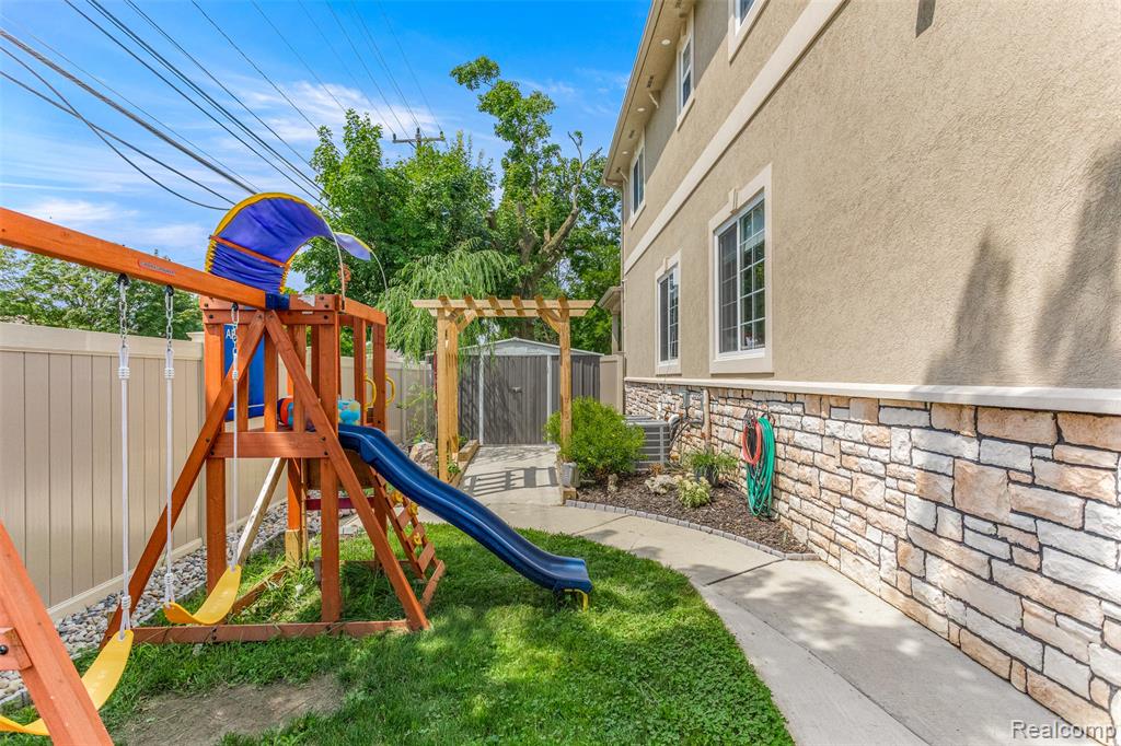 5908 Kinmore Street, Dearborn Heights, MI 48127 — Photo 55