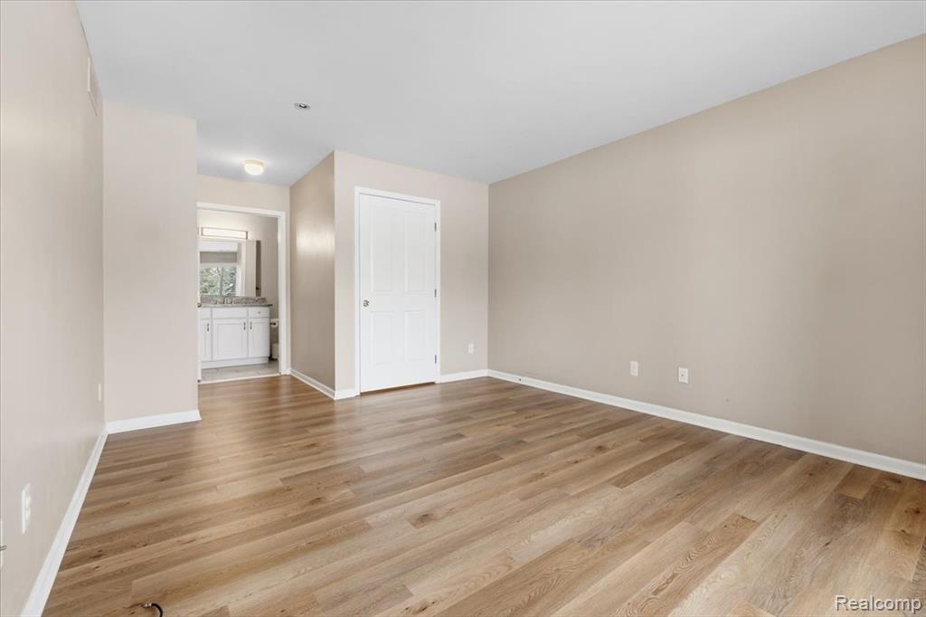 4127 Kirkway Court, 99, Howell, MI 48843 — Photo 21