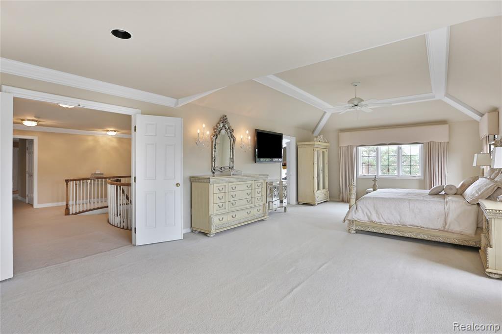 5826 Murfield Drive, Rochester, MI 48306 — Photo 44