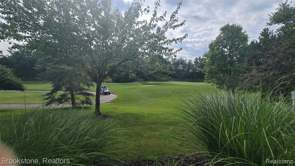 1976 Pinecroft Drive, 194, Canton, MI 48188 — Photo 27