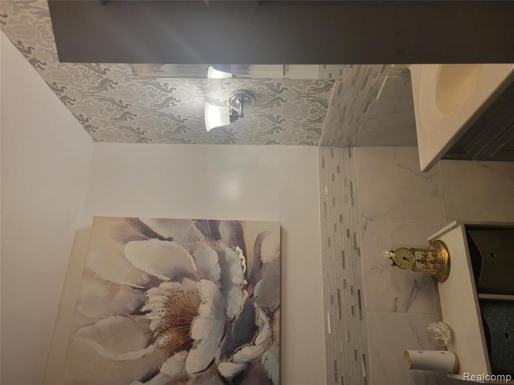 4408 Pennsylvania Street, Detroit, MI 48214 — Photo 27