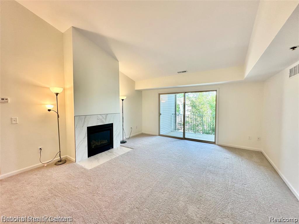14301 Pinehurst Lane, Grand Blanc, MI 48439 — Photo 5