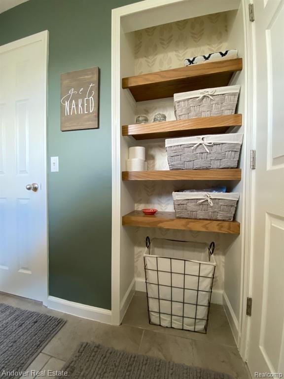 1142 CELINA Court, Canton, MI 48187 — Photo 25