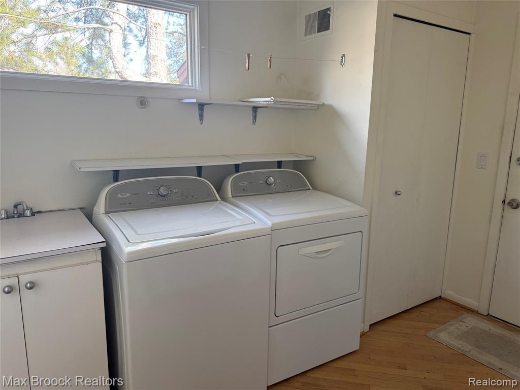 4623 Patrick Road, West Bloomfield, MI — Photo 18