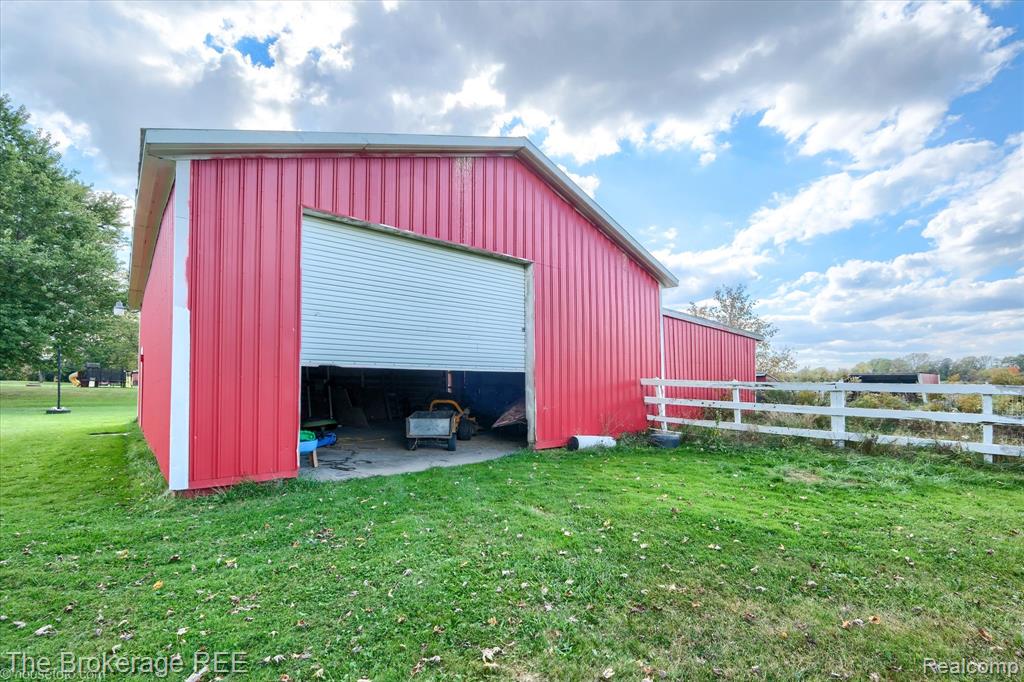 8171 N Linden Road, Mount Morris, MI 48458 — Photo 16