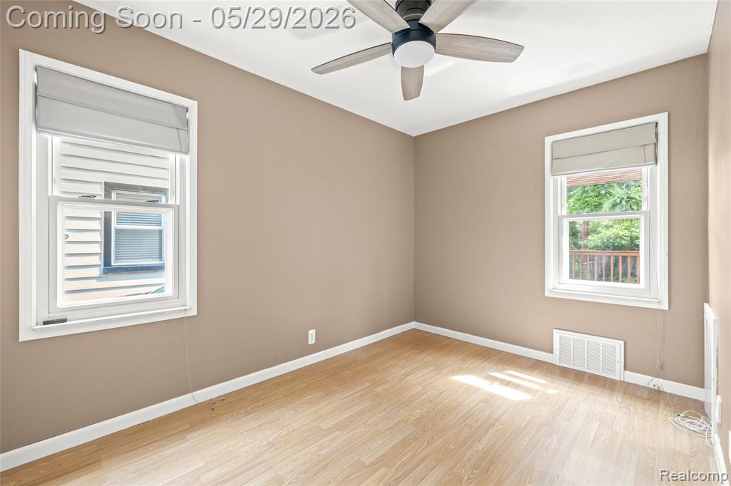 1019 Hoffman Avenue, Royal Oak, MI 48067 — Photo 18