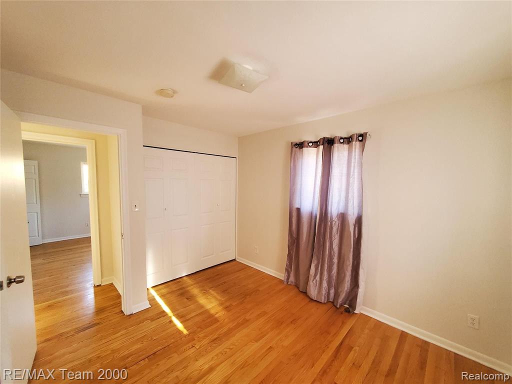 5637 MERRICK Street, Dearborn Heights, MI 48125 — Photo 11