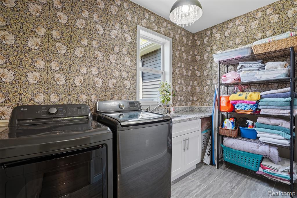 4172 Prairie Rose Drive, Howell, MI 48843 — Photo 15