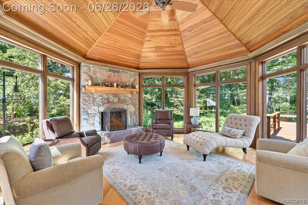 29498 E River Road, Grosse Ile, MI 48138 — Photo 25