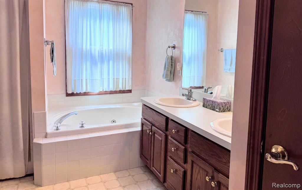 5324 Douglas Road, Monroe, MI 48140 — Photo 24