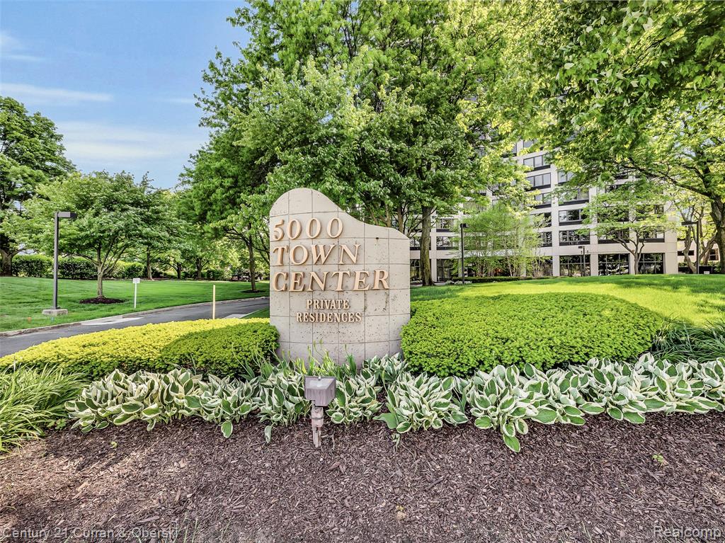 5000 Town Center, 2003, Southfield, MI 48075 — Photo 33
