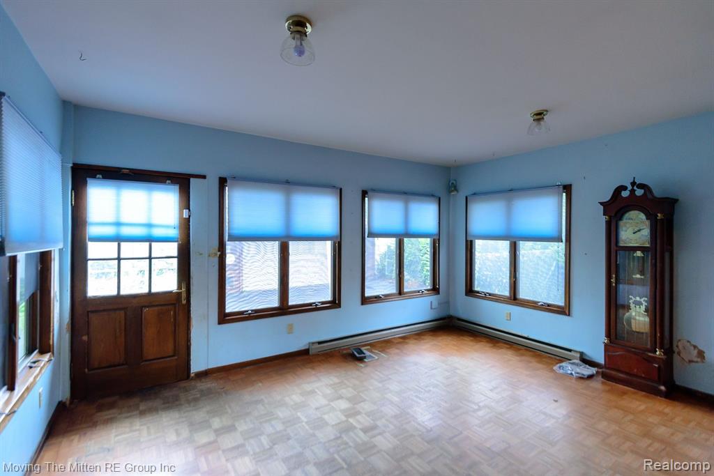 1200 GEORGINA Drive, Ypsilanti, MI 48198 — Photo 9