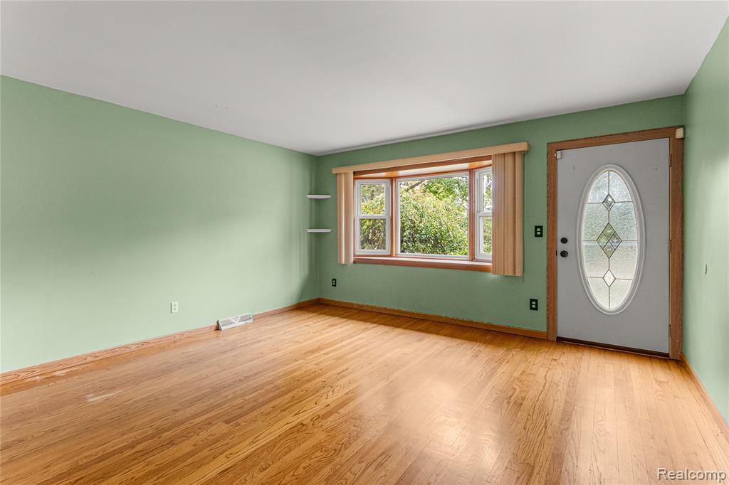 4403 Harding Street, Dearborn Heights, MI 48125 — Photo 3