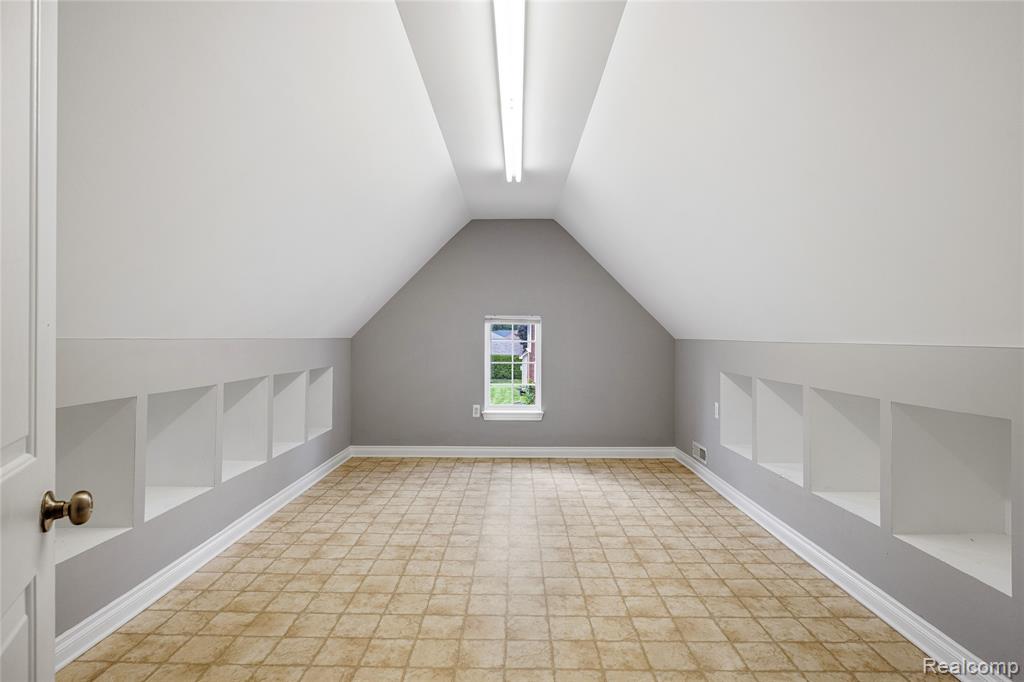 20798 Oak Ridge Drive, Clinton Twp, MI 48036 — Photo 27