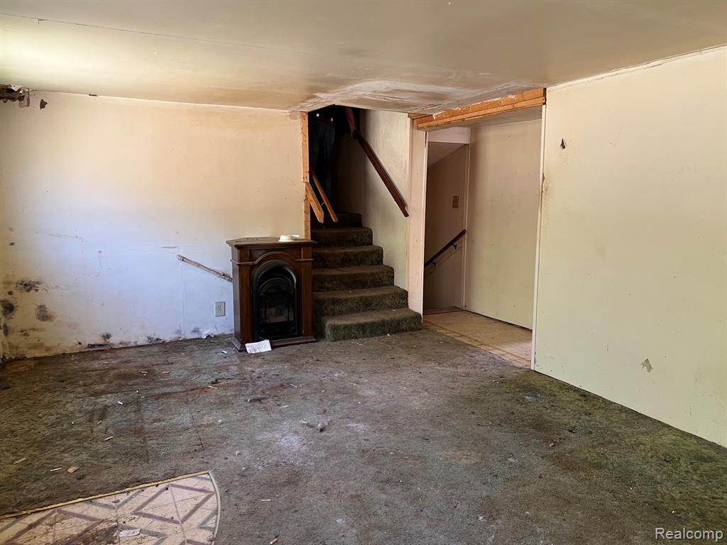 180 Fonda Drive, Columbiaville, MI 48421 — Photo 12
